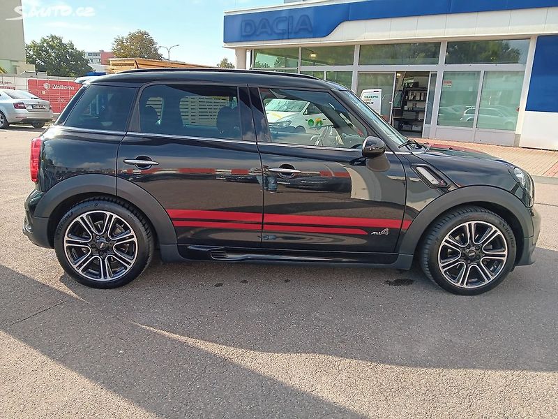 Mini Countryman 2.0D  S WORKS 4X4 - fotka 4 z 26