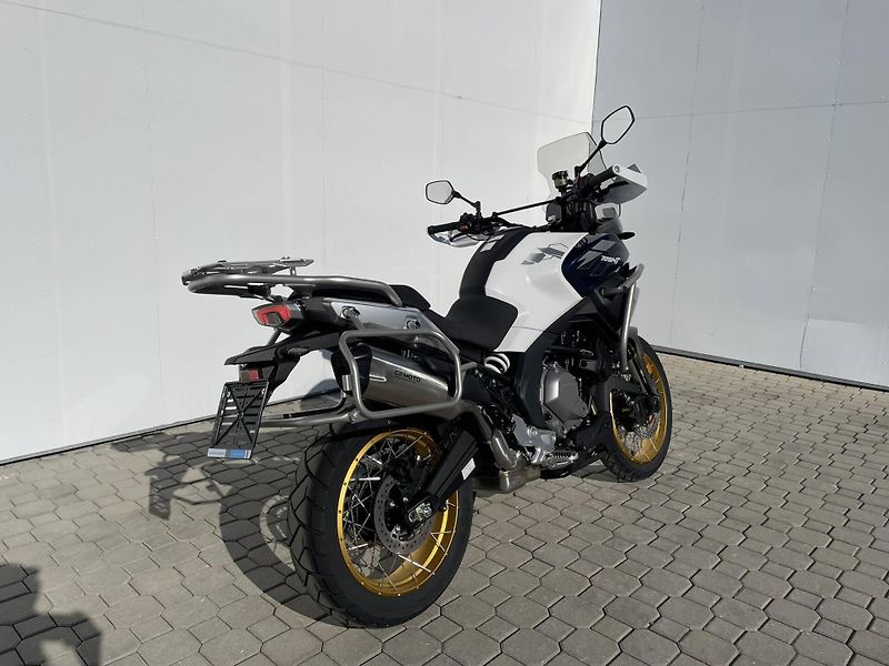CFMOTO (2026) 700MT Adventure EU5+ - fotka 3 z 13