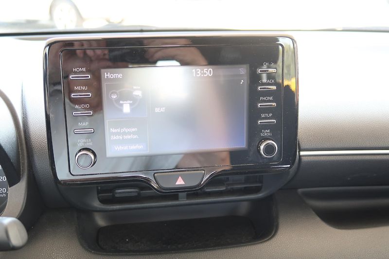 Mazda 2 Hybrid 1,5 VVT-i 116k Pure Plus,záruk - fotka 22 z 27