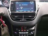 Peugeot 2008 (2018) Allure 1.2 PureTech, ČR,1.maj - náhled 12