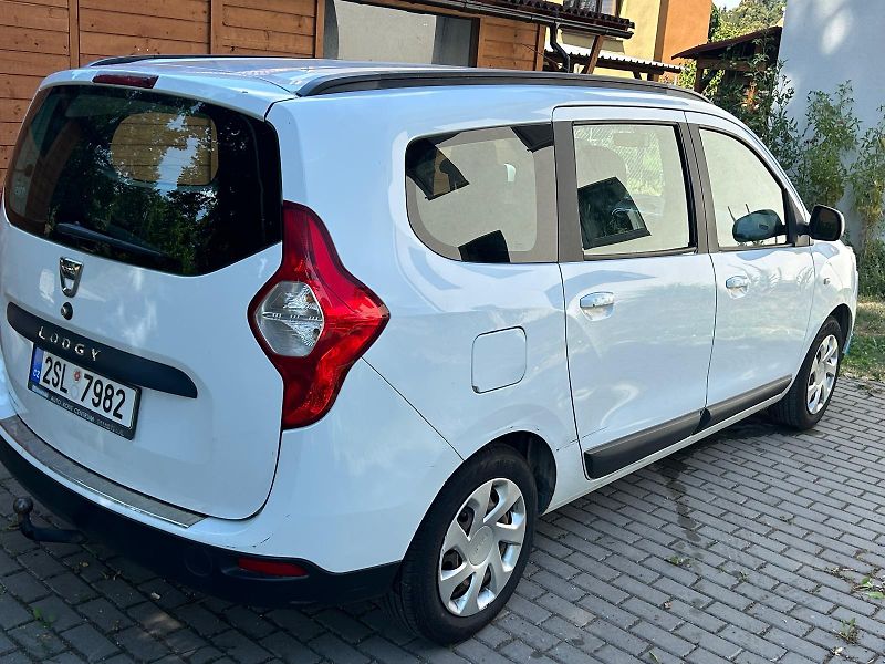 Dacia Lodgy (2014) 1.6 benzin, tazne, 60kW - fotka 7 z 9