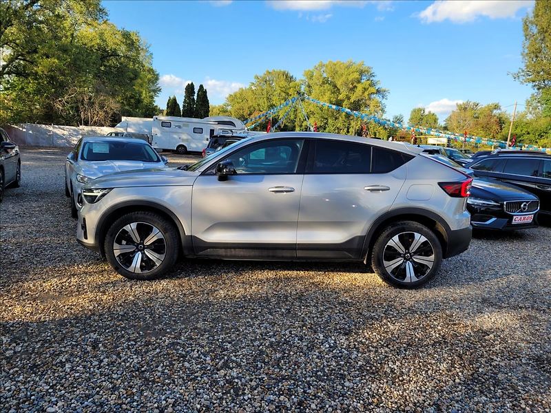 Volvo C40 0,0 Recharge Ultimate SOH 90,3 - fotka 3 z 50