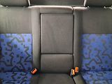 Volkswagen Golf (1998) 1.6, po STK, Klima - náhled 10