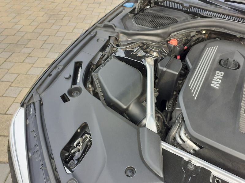 BMW Řada 5 (2019) 530d x Drive Luxury Line - fotka 32 z 48
