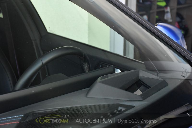 BMW Řada 1 118d M-SPORT 1M ČR - fotka 50 z 54