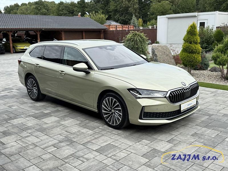 Škoda Superb L&K 2.0TDI DSG - fotka 4 z 52