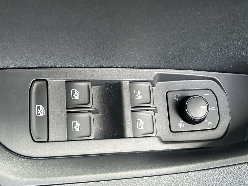 Škoda Karoq (2026) 1,5 TSI 110 KW DSG Sportline - fotka 20 z 28