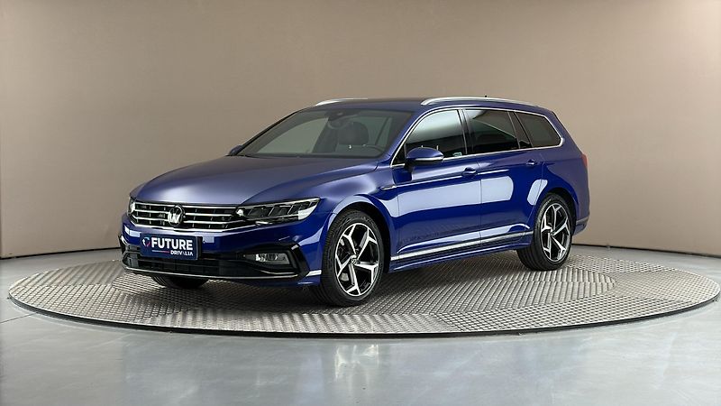 Volkswagen Passat 2.0 TDI DSG 4MOTION R-Line Var - fotografie inzerátu