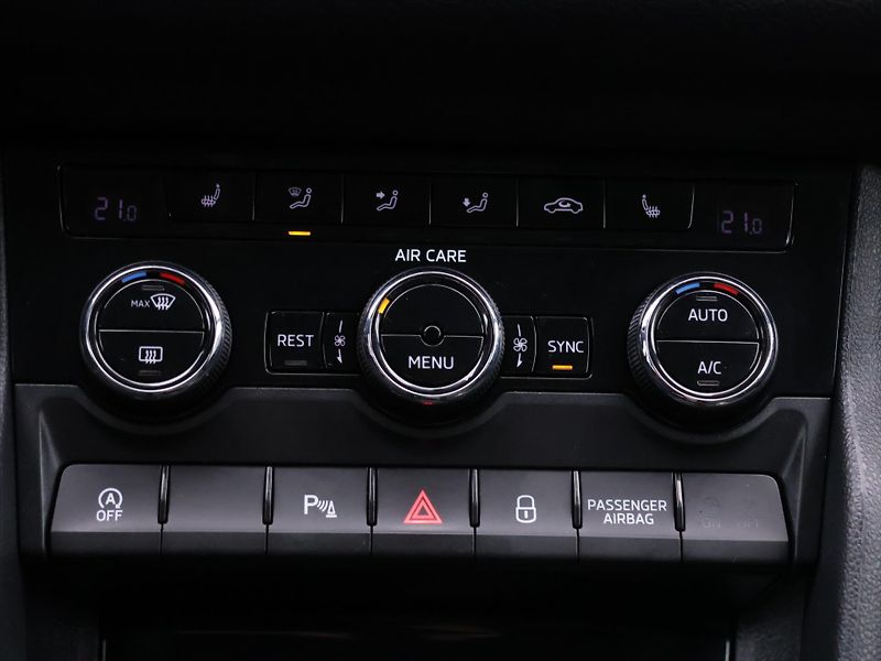 Škoda Kodiaq 2,0 TDI 140kW DSG 4x4 CZ Style - fotka 28 z 36