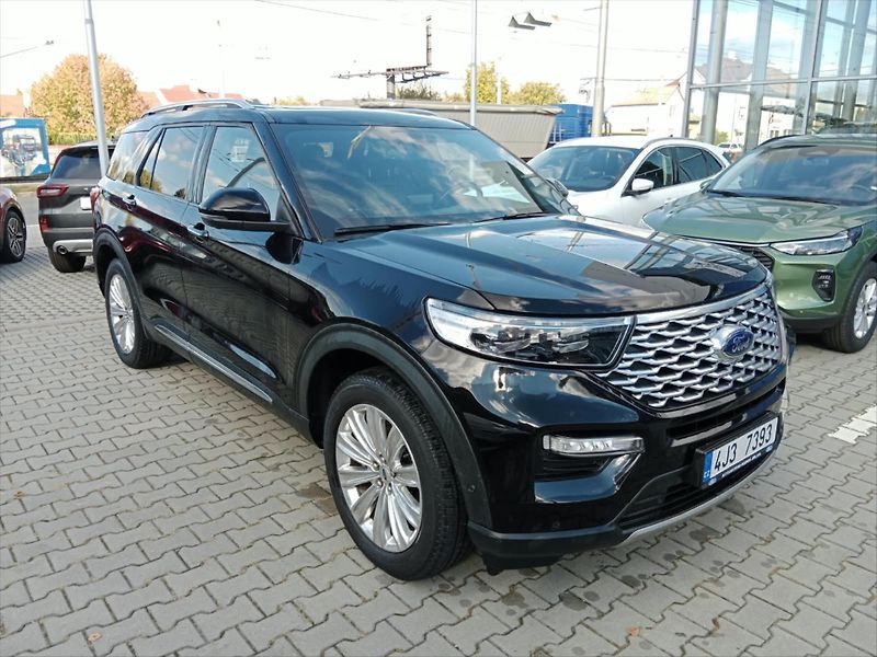 Ford Explorer 3,0 V6 EcoBoost PHEV  PLATINUM - fotka 2 z 19
