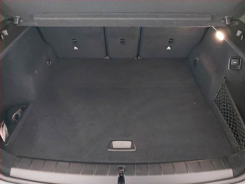 BMW X1 (2016) Premium sDrive18d, Automat - fotka 14 z 17
