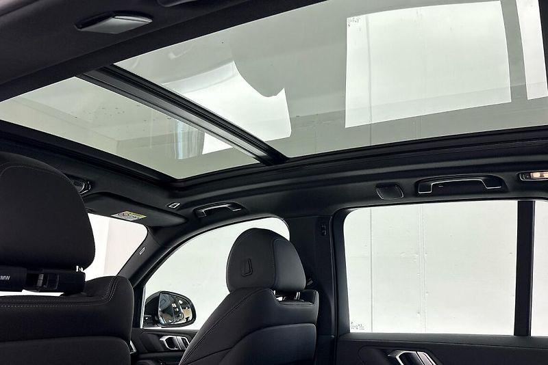BMW X5 xDrive30d - fotka 19 z 30