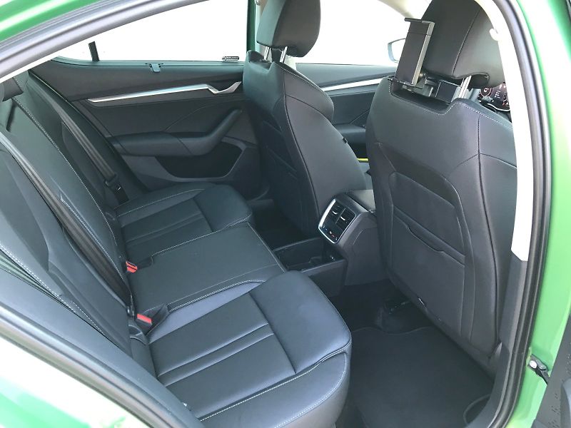 Škoda Octavia (2025) SELEC Exclusive TD 110/2.0 A7F - fotka 13 z 29