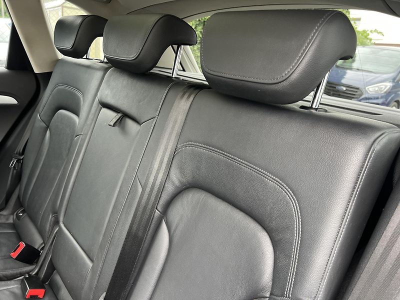 Audi Q5 2.0TFSi 155KW QUATTRO AUTOMAT - fotka 23 z 41