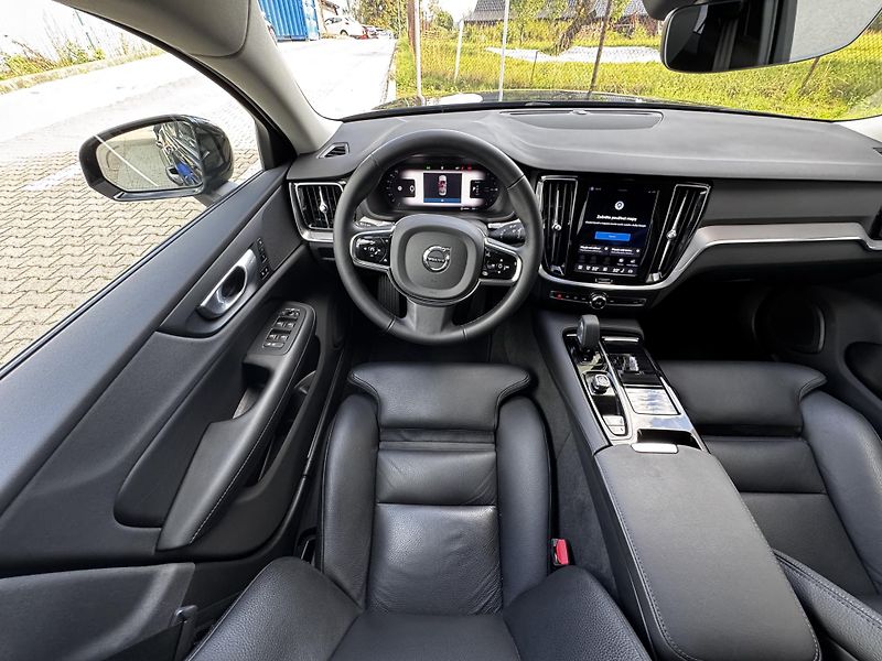 Volvo S60 T8 AWD / POLESTAR / 360 / TZ  - fotka 17 z 47