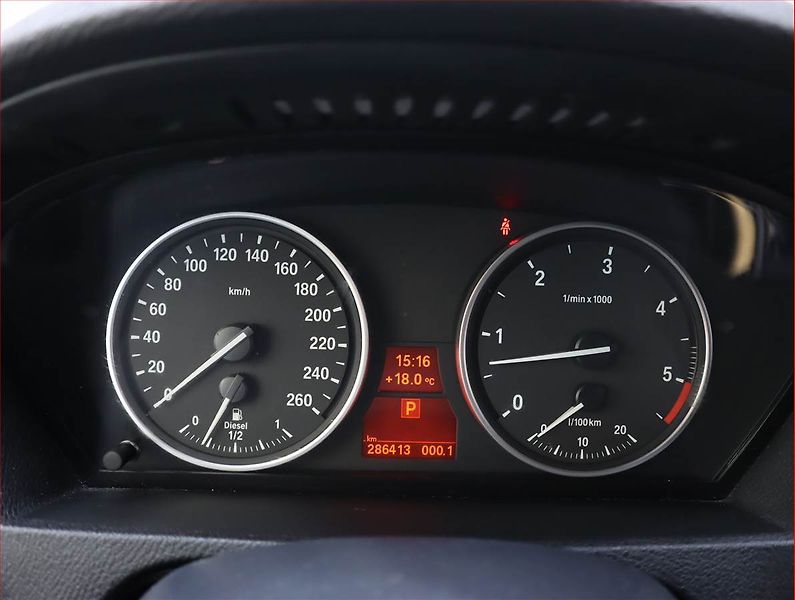 BMW X5 (2009) xDrive30d, 4X4, Automat, Navi - fotka 11 z 16