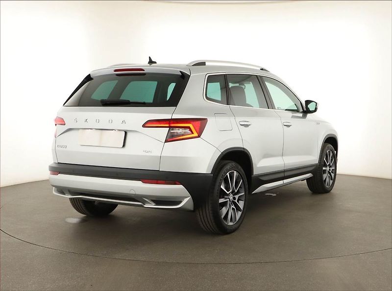 Škoda Karoq (2022) Scout 2.0 TDI - fotka 5 z 19