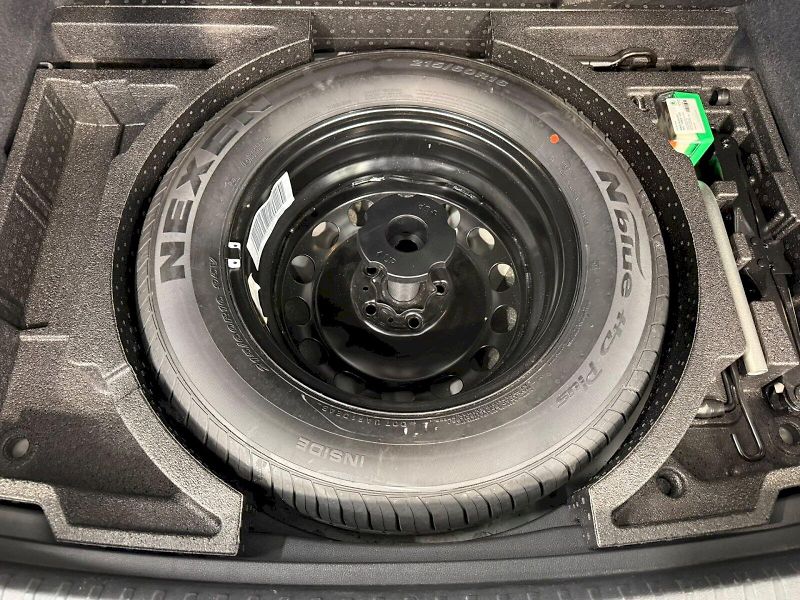 Škoda Karoq (2019) AMBITION PLUS 2.0TDI 110KW - fotka 34 z 34