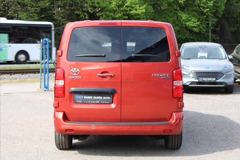 Toyota ProAce 2,0 D-4D  ČR,1.MAJ,8.MÍST,DPH - fotka 6 z 39