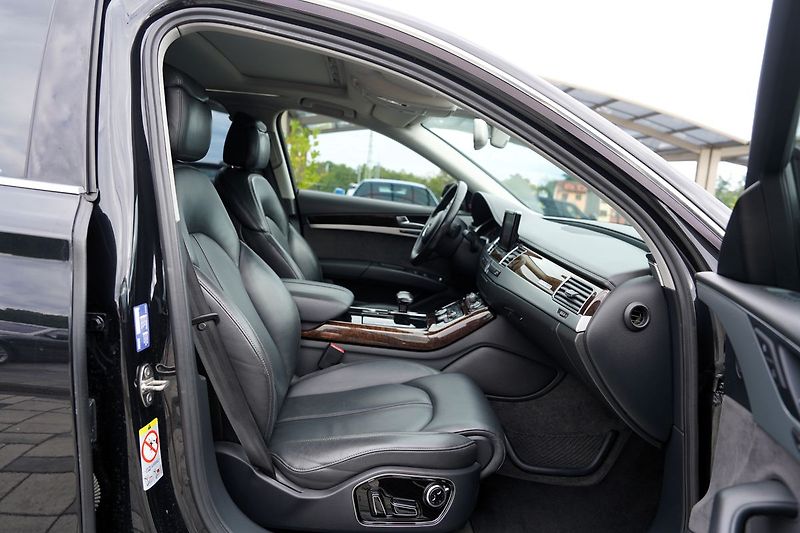 Audi A8 3.0 TDI Quattro/250 PS/ČR - fotka 27 z 50