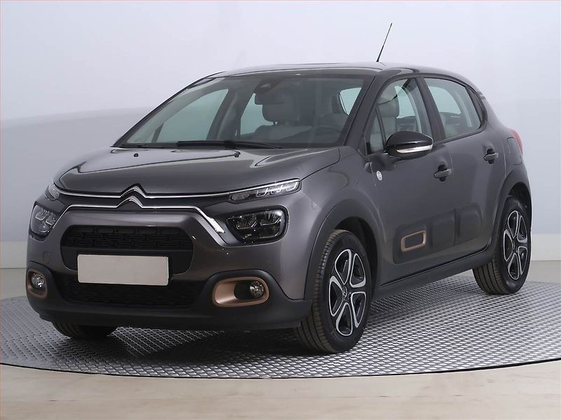 Citroën C3 (2023) 1.2 PureTech, ČR,1.maj - fotka 2 z 19