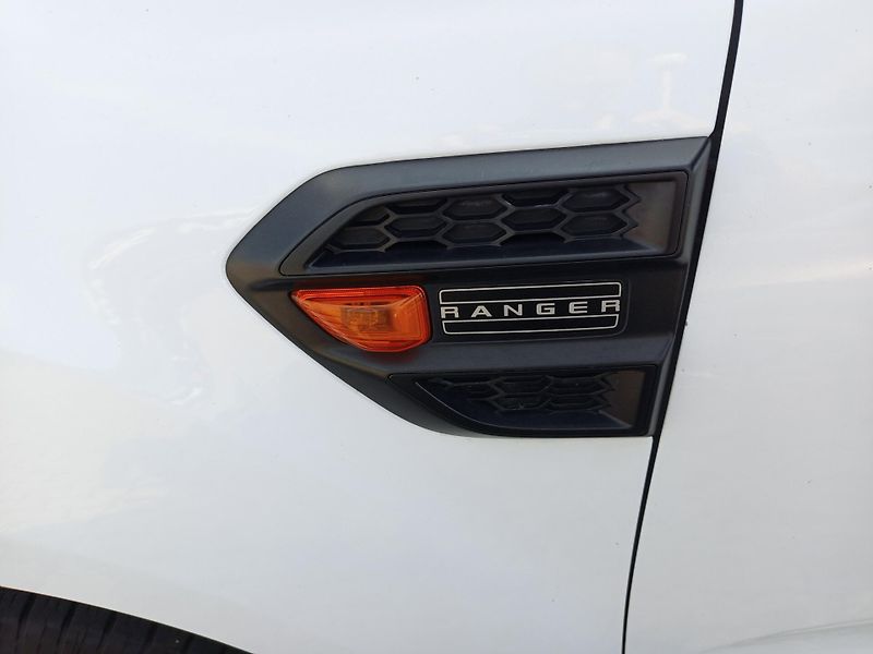 Ford Ranger (2020) 4x4 Double Cab - tažné 3,5 t - fotka 17 z 22