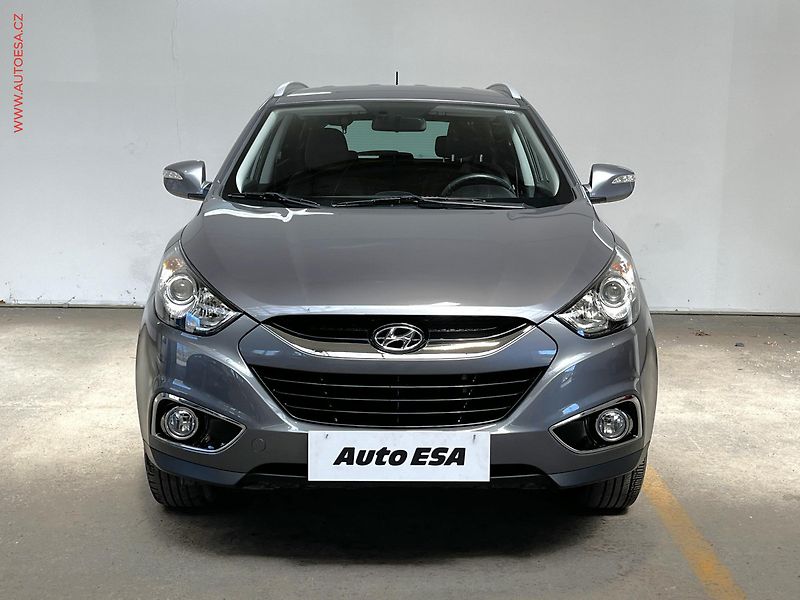 Hyundai ix35 (2013) 2.0 CRDi AWD, AC, +ALU - fotka 2 z 15