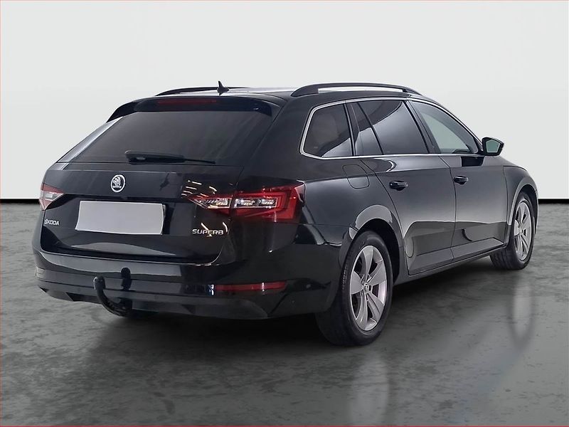 Škoda Superb (2018) Ambition 2.0 TDI, Automat, ČR - fotka 5 z 16