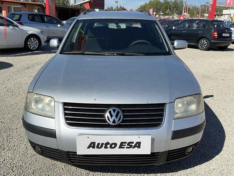 Volkswagen Passat (2003) 1.9TDi, Výhř.sed. - fotka 2 z 16