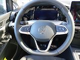 Volkswagen Golf Variant (2026) 1,5 eTSI 7DSG mHEV  People - náhled 14