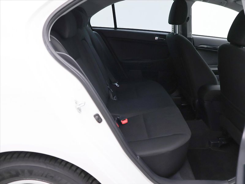 Mitsubishi Lancer 1,8 MIVEC 103kW SPORTBACK CZ - fotka 13 z 32