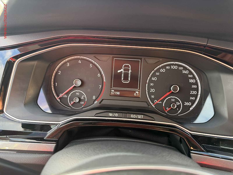 Volkswagen Polo (2018) 1.0TSi, 2.maj,ČR, AC, tempo - fotka 16 z 18