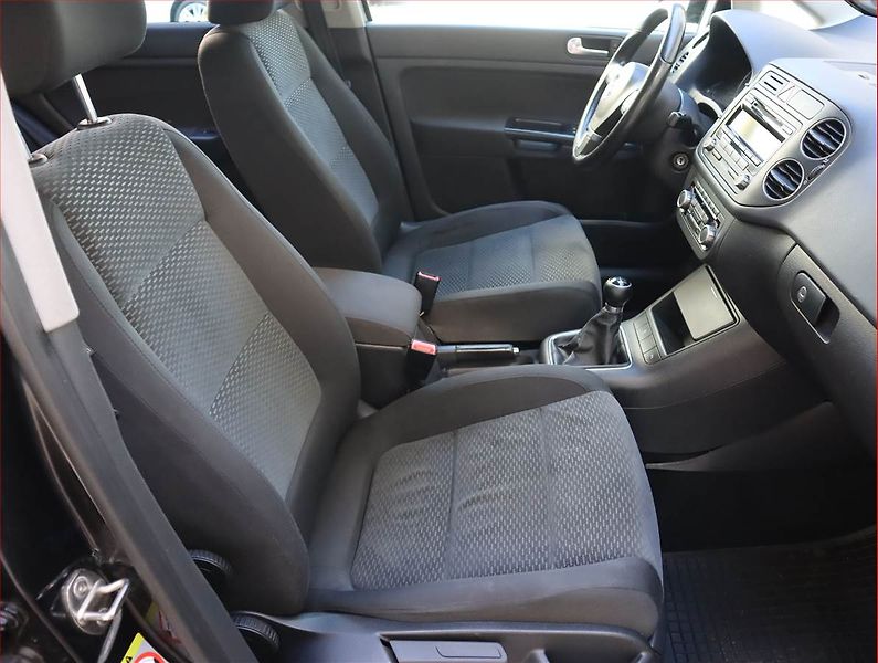Volkswagen Golf Plus (2010) 1.6 TDI, Tempomat - fotka 9 z 17