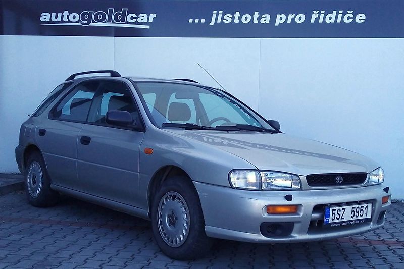 Subaru Impreza (2000) 2.0 4WD - fotka 4 z 17