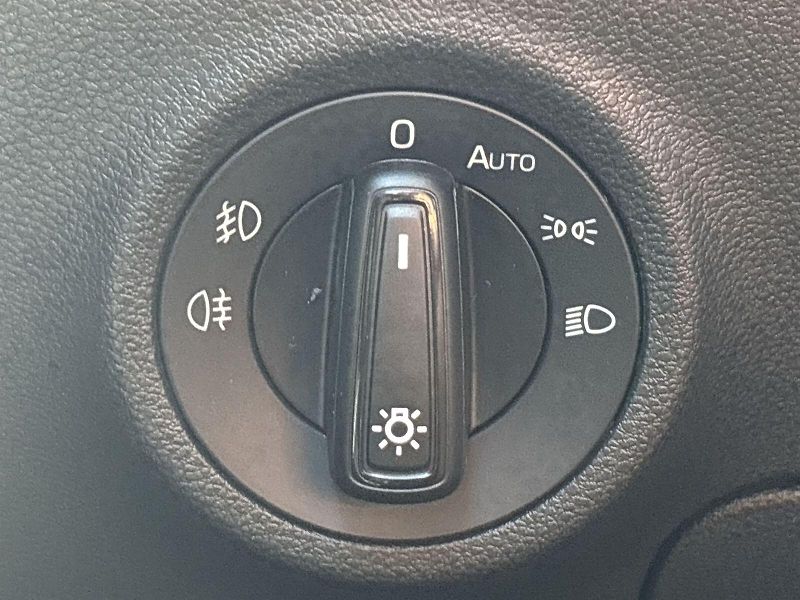 Škoda Karoq (2024) 2.0 TDI 4x4 DSG Fresh - fotka 15 z 31