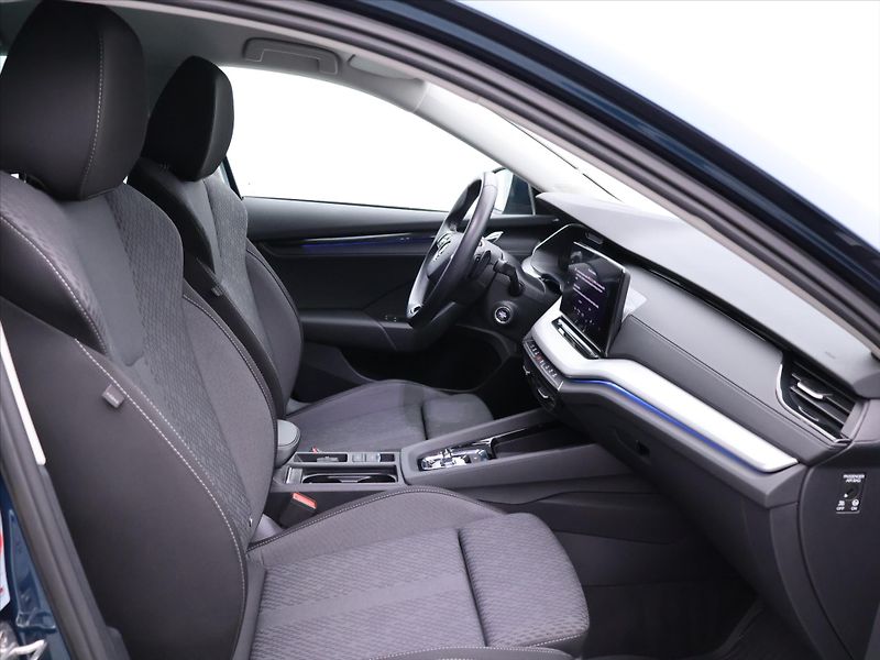 Škoda Octavia 2,0 TDI 110kW DSG LED Clever D - fotka 13 z 36
