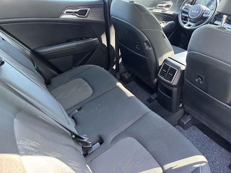 Kia Sportage (2024) 1.6 T-GDI MHEV 4x4 AT Exclusiv - fotka 10 z 28