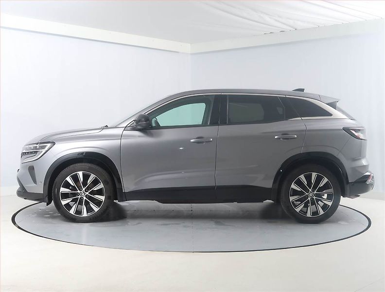 Renault Austral (2023) 1.3 T MHEV - fotka 3 z 14