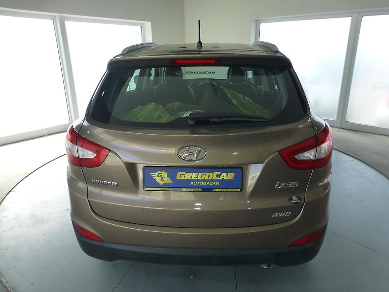 Hyundai ix35 (2015) 2,0i-122KW!!!*4X4*VYHŘ.SED**ČR - fotka 6 z 27