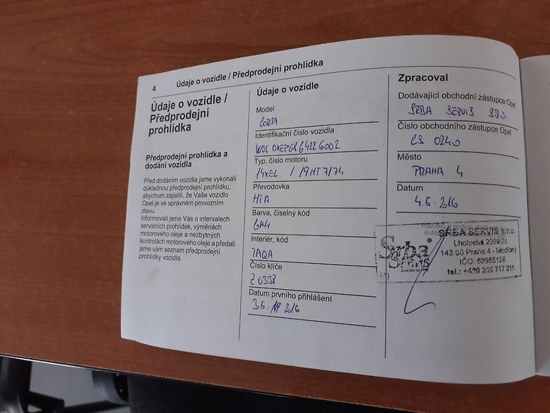 Opel Corsa (2016) 1.4 i AUTOMAT - fotka 24 z 34