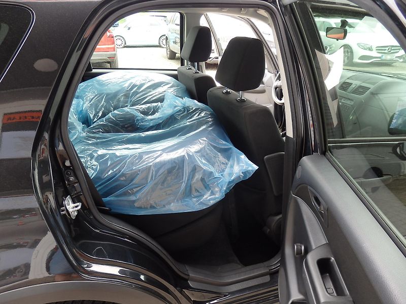 Fiat Sedici 1.6 16V 4x4, ABS - fotka 10 z 19