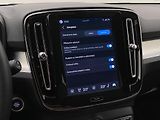Volvo XC40 (2026) B3 AUT DARK PLUS - náhled 53