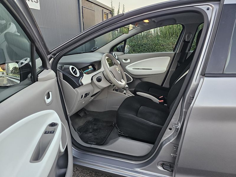 Renault ZOE NAVI,2xKOLA,SERVISKA - fotka 15 z 46