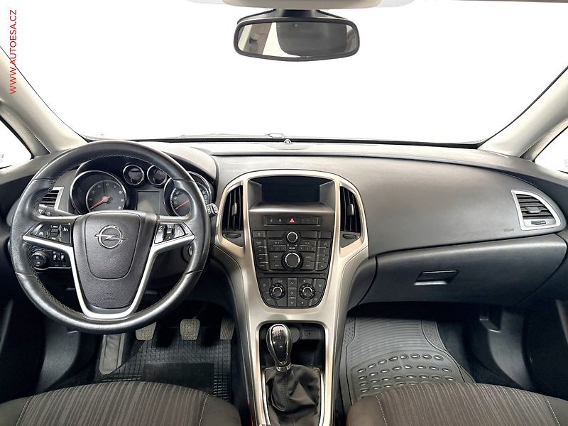 Opel Astra (2011) 1.6i 16V, ČR, AC, temp - fotka 8 z 15