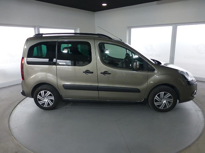 Citroën Berlingo (2018) 1,6i-88KW*KAMERA*ALU**PŮVOD ČR - fotka 4 z 22