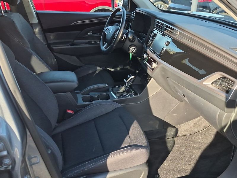 SsangYong Korando Style 1.5 Turbo 120kw A/T - fotka 11 z 24