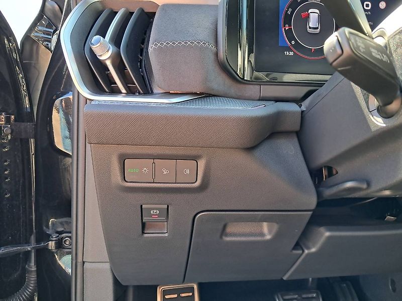 Škoda Kodiaq (2025) SPORTLINE 2.0 TDI / 142 kW 4x4 - fotka 18 z 29