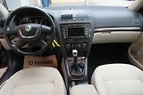Škoda Octavia 1.6 TDi ELEGANCE WEBASTO TAŽNÉ - náhled 10