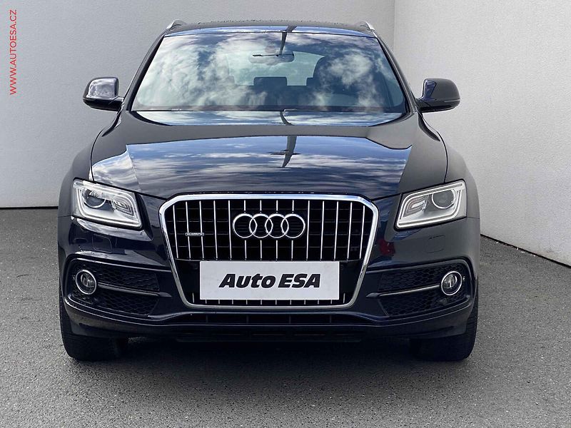 Audi Q5 (2016) 2.0TDi quattro, S-line, TZ - fotka 2 z 18