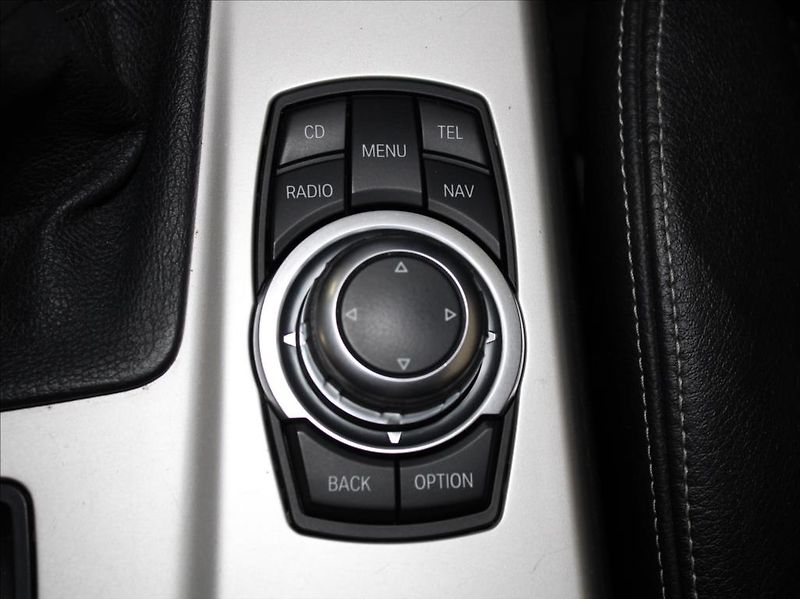 BMW X3 2,0 d xDrive MT Tažné 2.maj.ČR - fotka 18 z 21